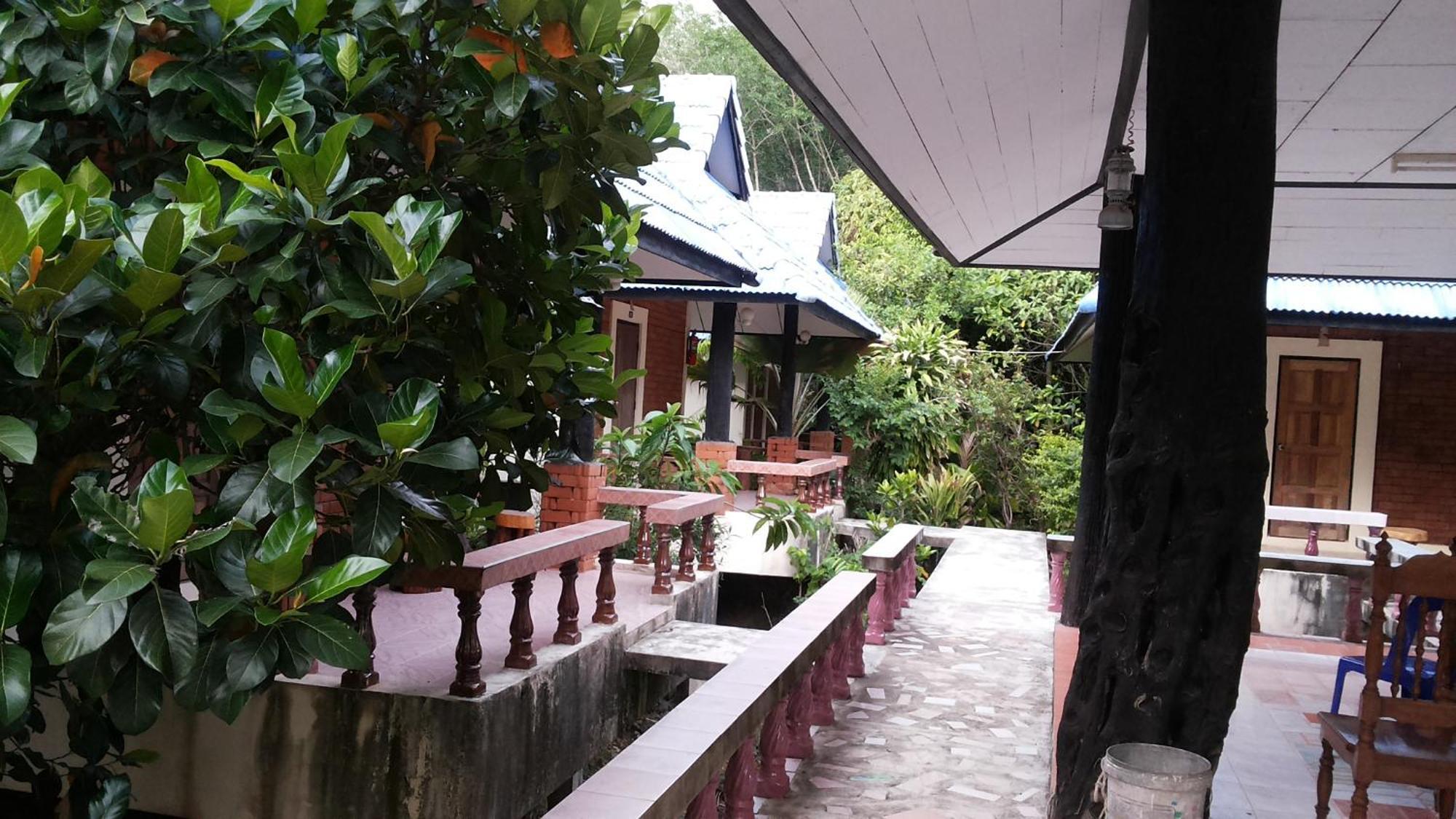 Lovely Lanta Resort Koh Lanta Bagian luar foto
